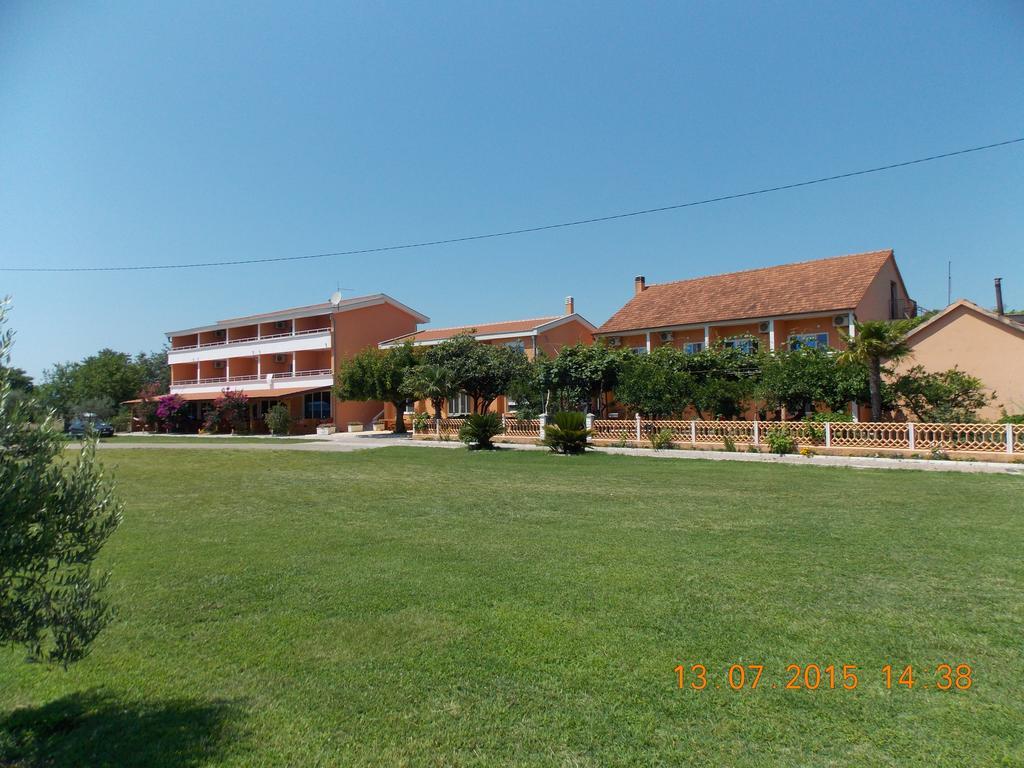 Delfini Holiday Homes Ulcinj Exteriér fotografie